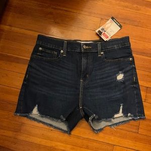 Levi’s short